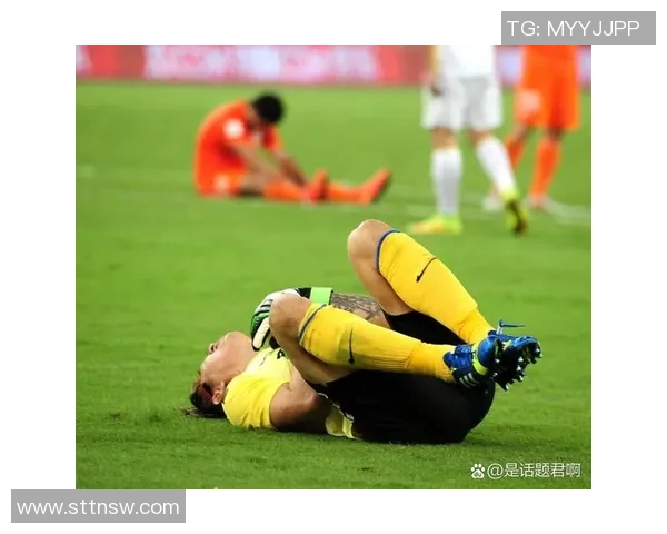 足球巨星意外受伤赛季前景成疑球队战力或将受到重大影响