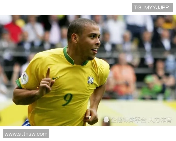 足球历史上球性最出色的球员是谁他在场上场下的表现如何 足球历史上球性最出色的球员是谁他在场上场下的表现如何