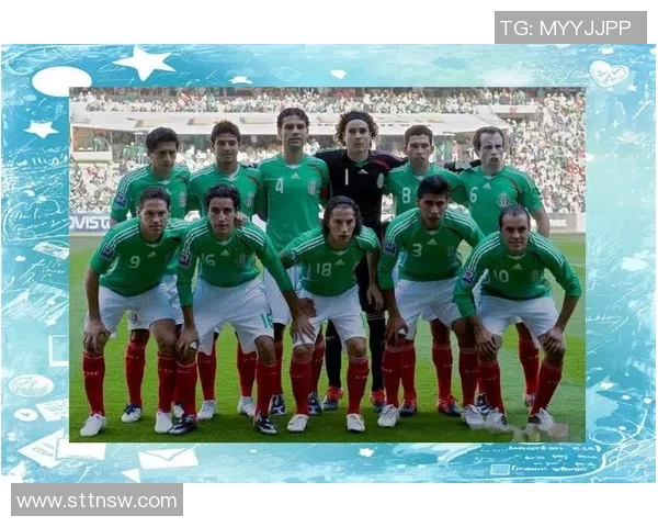 足球墨西哥传奇球星的辉煌历程与历史性贡献探析